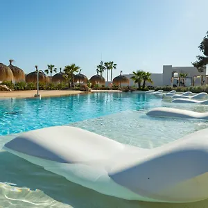 Hotel Eques Petit